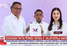 Sam Sachrul Mamonto (kiri) saat menerima rekomendasi dukungan dari Ketua Umum DPP Perindo Harry Tanoesoedibjo, melalui Ketua Harian sekaligus Ketua Desk Pilkada 2024 Angela Tanoesoedibjo (kanan), di Kantor DPP Perindo Jakarta, Senin 1 Juli 2024. (Foto.tangkapan layar/iNews)