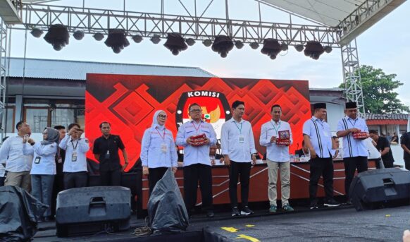 Penetapan nomor urut Pilkada 2024 Penetapan nomor urut Paslon pada Pilkada 2024. (foto.Ist/KPU Kotamobagu)