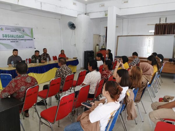 Tampak suasana sosialisasi pengawasan dan pengelolaan keuangan desa, di balai desa setempat, Jumat 8 Mei 2026. (foto.Ist/Pemdes Sia)